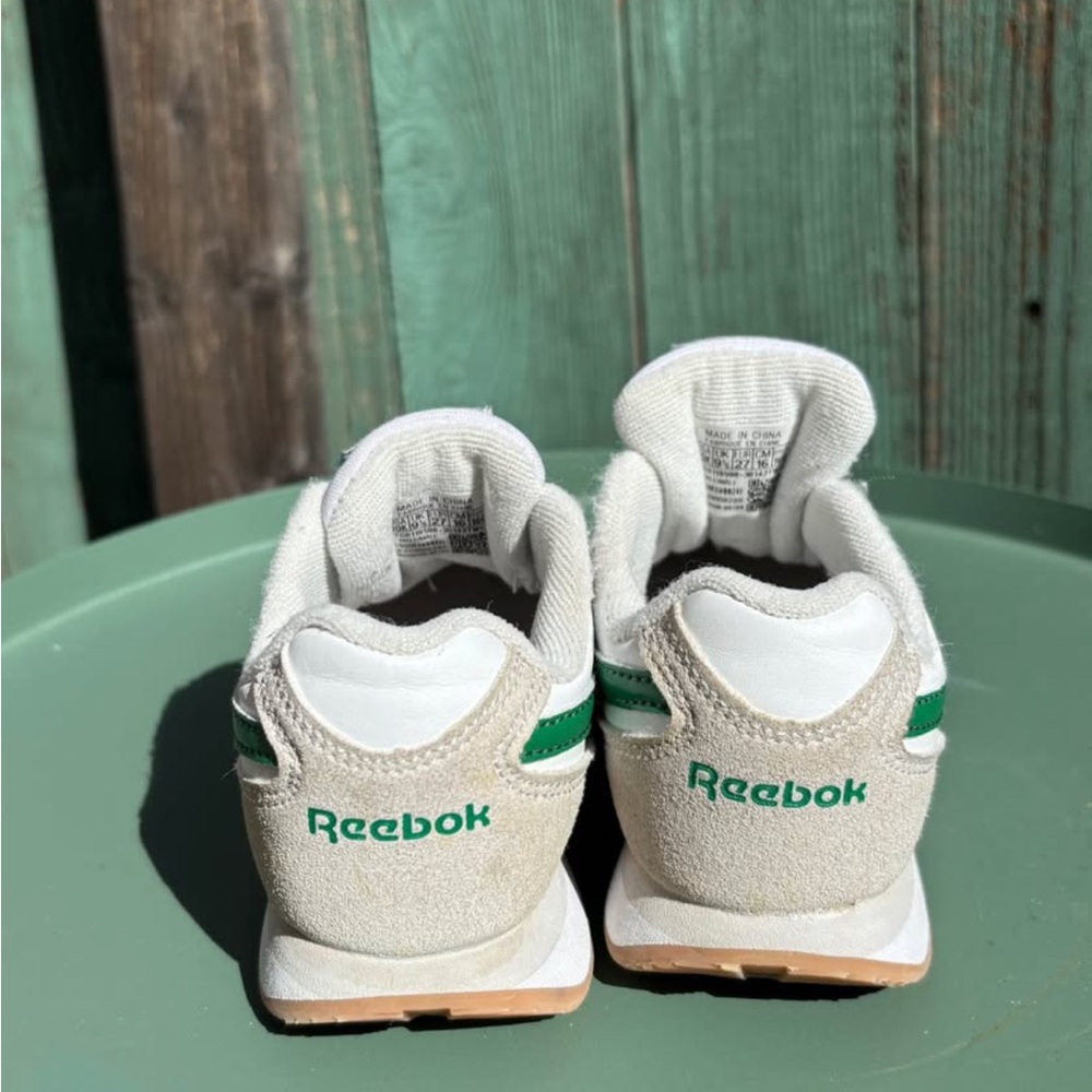 Reebok Kids White, Beige & Green Retro Runner Sneakers - Picture 4 of 6